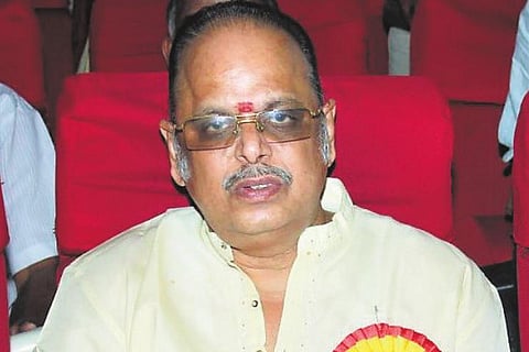 சிலை திருட்டு வழக்கில் கைதான﻿ இயக்குநர் வி.சேகருக்கு 3 நாட்கள் போலீஸ் காவல்﻿: ரகசிய இடத்தில் விசாரணை﻿