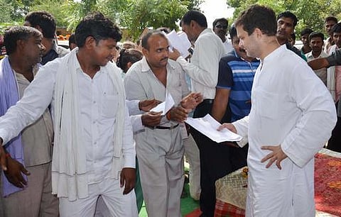 கருப்பு பணம் உட்பட வாக்குறுதியை நிறைவேற்றும் துணிச்சல் மோடிக்கு இல்லை