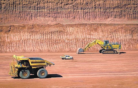 20  இரும்பு தாது சுரங்கங்கள் ஏலம்: மத்திய அரசு திட்டம்﻿