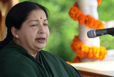 மாணவர்களை மதிப்பில்லாச் செல்வங்களாக உருவாக்கிடும் ஆசிரியர்கள் பணி சிறக்க வேண்டும்: முதல்வர் வாழ்த்து