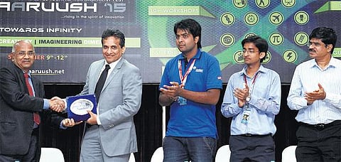 கடந்த நூற்றாண்டைவிட இந்த நூற்றாண்டில் ஆயிரம் மடங்கு புதிய கண்டுபிடிப்புகள் நிகழ்ந்துள்ளன﻿: எஸ்.ஆர்.எம். தொழில்நுட்ப விழாவில் தகவல்﻿