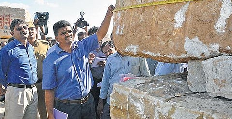 தூத்துக்குடி துறைமுகத்தில் சகாயம் ஆய்வு﻿: கிரானைட் முறைகேடு விசாரணை முடிந்ததாக அறிவிப்பு﻿