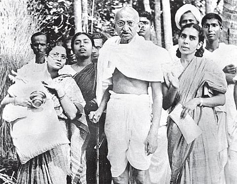 பார்வை: பெண்ணியத்தை ஆதரித்தாரா காந்தி?