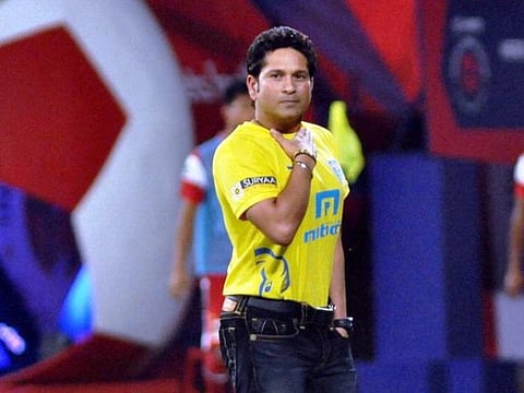 ஏமாற்றத்தை வெளிப்படுத்த வேறு வழிகள் உள்ளன: ரசிகர்களுக்கு சச்சின் வேண்டுகோள்