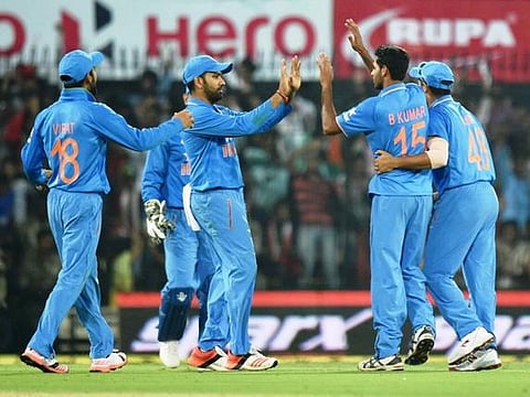 கட்டுப்பாடான பந்துவீச்சில் கட்டுண்ட தெ.ஆப்பிரிக்கா: இந்தியா அபார வெற்றி