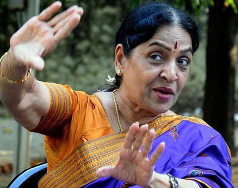 திட்டமிட்டு என் பெயரை நீக்கியதால் ஓட்டு போட முடியவில்லை: சச்சு வேதனை