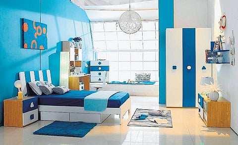 அலங்காரமாகும் அறைக்கலன்கள்