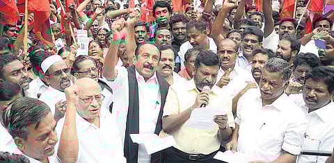 மக்கள் நல கூட்டு இயக்கத்தின்﻿ செயல் திட்ட அறிக்கை நாளை வெளியீடு﻿: திருச்சி ஆர்ப்பாட்டத்தில் வைகோ தகவல்﻿