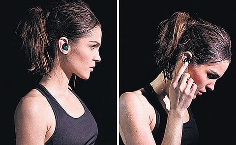 சிறிய இயர்போன்