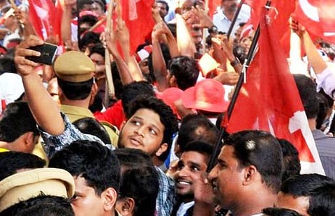 கேரள உள்ளாட்சித் தேர்தலில் இடதுசாரி கூட்டணி ஆதிக்கம்: பின்தங்கியது ஆளும் காங்கிரஸ்; காலூன்றியது பாஜக