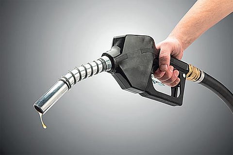 பெட்ரோல், டீசல் மீதான உற்பத்தி வரி அதிகரிப்பு﻿