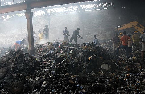 சென்னை தனியார் கிடங்கில் தீவிபத்து: பல கோடி ரூபாய் பொருட்கள் சேதம்