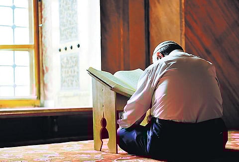 நபிகள் வாழ்வில்: ஒளியிலே அடைக்கலம்!﻿