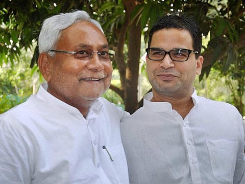 பிஹாரில் மண்ணின் மைந்தர்களுக்கும் மற்றவர்களுக்குமான போட்டி﻿: நிதிஷின் வெற்றிக்கு உதவிய வெளிமாநிலக் குழு﻿