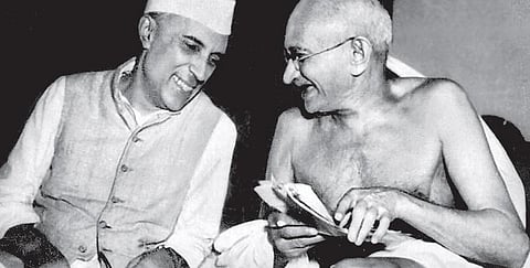 நேருவை ஏன் காந்தி தன் வாரிசாக்கினார்?