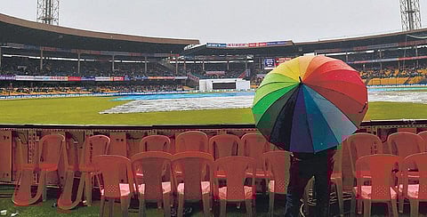 பெங்களூரு டெஸ்ட்: 3-ம் நாள் ஆட்டமும் மழையால் ரத்து
