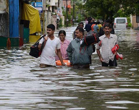 வெள்ள நிவாரணப் பணிகளுக்கு கூடுதல் நிதி அறிவிக்க வேண்டும்﻿: தலைவர்கள் வலியுறுத்தல்﻿