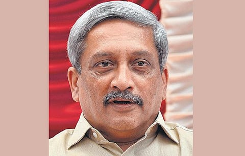 ராணுவத்தில் 5 ஆண்டுகளில் உள்நாட்டு தளவாடம் பயன்பாடு 70% ஆக அதிகரிக்கப்படும்﻿: பாதுகாப்பு அமைச்சர் மனோகர் பாரிக்கர் தகவல்﻿