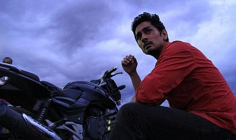 நிவாரணப் பணிகளில் கவனிக்கத்தக்க 10 குறிப்புகள்: கடலூரில் களப்பணியாற்றிய நடிகர் சித்தார்த் பட்டியல்