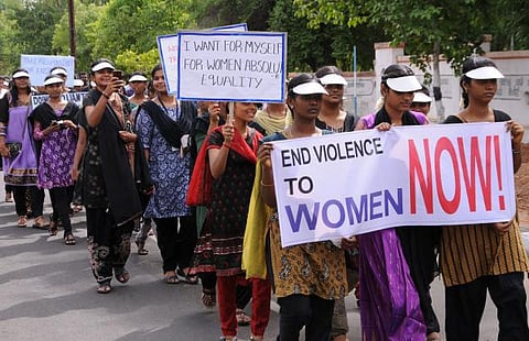 நாங்கள் புள்ளி விவரங்கள் அல்ல!