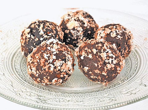 தேங்காய் சாக்லேட் உருண்டை