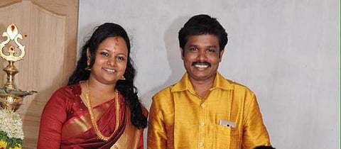 நடிகர் மதுரை முத்து மனைவி கார் விபத்தில் மரணம்