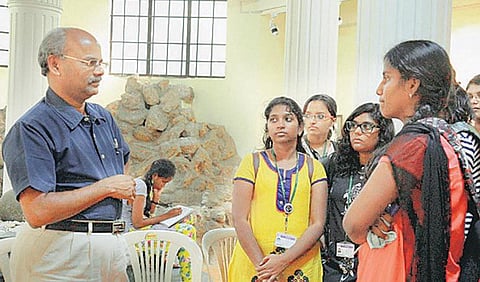 உயிர்த்தெழுந்தான் சே!﻿