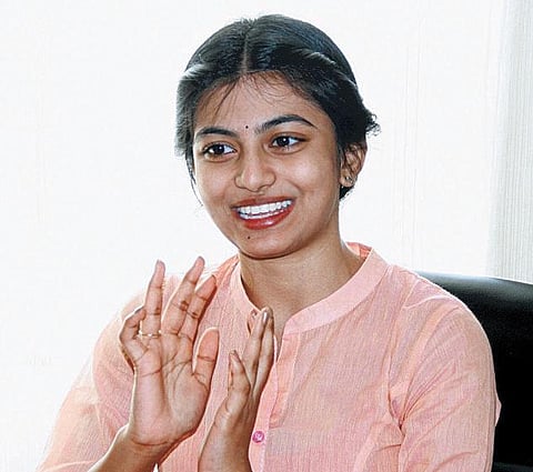 எனக்குப் பொருத்தமான ஜோடி ஜி.வி. பிரகாஷ்தான்!﻿- ஆனந்தி சிறப்பு பேட்டி