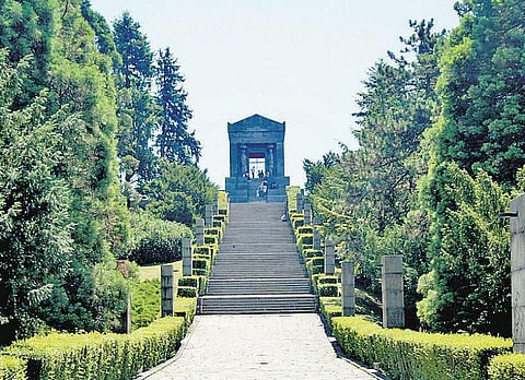 செம்மை காணுமா செர்பியா? - 5