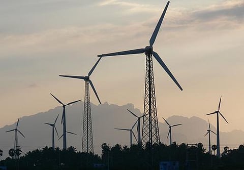 தமிழகத்தில் முதன்முறையாக கடலுக்குள் காற்றாலை﻿: ராமேசுவரம், கன்னியாகுமரி கடல் பகுதிகள் தேர்வு﻿