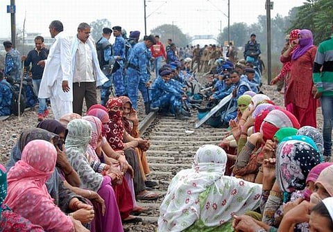 ஹரியாணாவில் ஜாட் இன மக்கள் மீண்டும் போராட்டம்: துப்பாக்கிச் சூட்டில் 3 பேர் பலி﻿