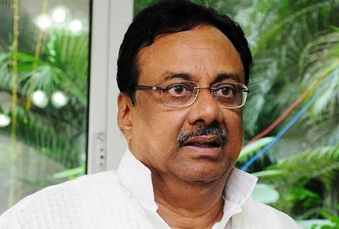 திமுக கூட்டணி வலிமை பெறுவதை தடுக்க பாஜகவுக்கு அதிமுக நெருக்கடி: ஈவிகேஎஸ்