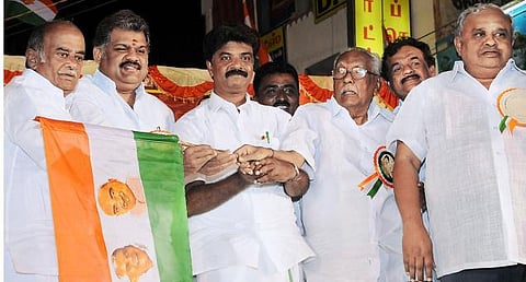 சைக்கிள் சின்னம் கேட்டு தமாகா மறு ஆய்வு மனு﻿