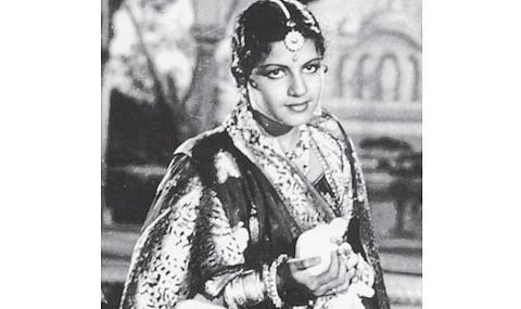 ‘தி இந்து’ - பொதிகை இணைந்து வழங்கும் எம்.எஸ்.சுப்புலட்சுமியின் வாழ்க்கைத் தொடர்﻿: 30-வது வாரமாக தொலைக்காட்சியில் இன்று ஒளிபரப்பு﻿