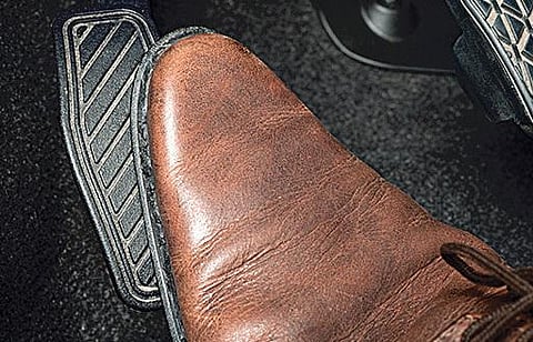 டிப்ஸ்: கிளட்ச் - நீண்ட காலம் உழைக்க...