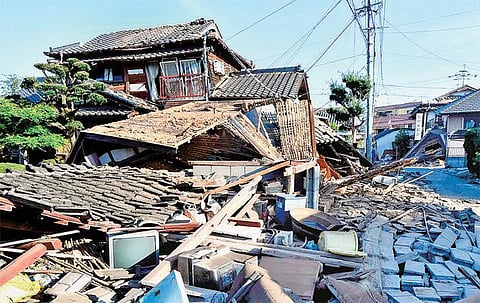 ஜப்பானில் அடுத்தடுத்து நிலநடுக்கம்﻿﻿: இதுவரை 34 பேர் பலி; 1000 பேர் படுகாயம்﻿