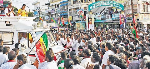 திமுகவினரின் மது ஆலைகள் மூடப்படும்﻿: கனிமொழி எம்பி உறுதி﻿