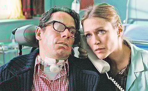 இமைகளின் துடிப்பால் எழுதிய புத்தகம்﻿﻿