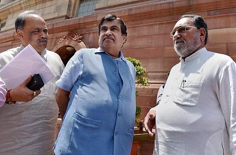 கடனை திருப்பிச் செலுத்தாத அனைவருமே திருடர்களல்ல: மத்திய அமைச்சர் நிதின் கட்கரி கருத்து