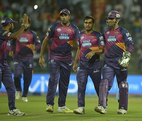 நெருக்கமான போட்டிகளில் தோற்பதை ஜீரணிக்க முடியவில்லை: தோனி வருத்தம்