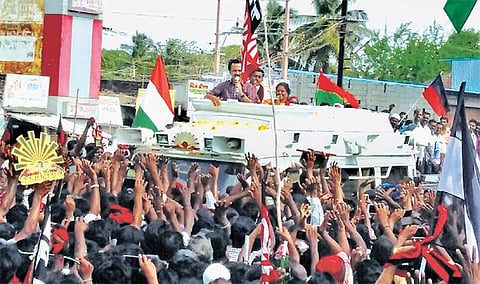 நிறைவேற்றப்பட்ட திட்டங்கள் குறித்து என்னுடன் நேருக்கு நேர் விவாதிக்கத் தயாரா? - ஜெயலலிதாவுக்கு ஸ்டாலின் சவால்