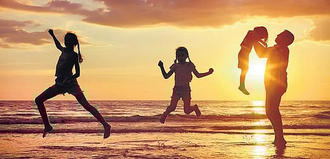 இப்படியும் பார்க்கலாம்: உதடு தேய்வதைவிட உள்ளங்கால் தேயட்டுமே!﻿﻿