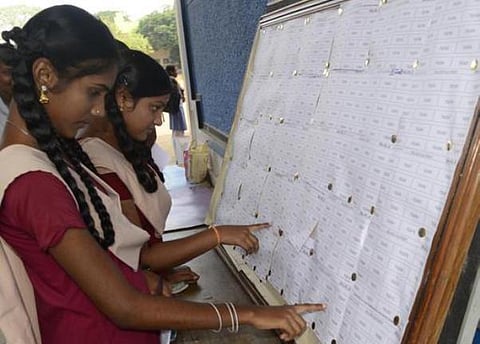 பிளஸ் 2 தேர்வில் 248 அரசுப் பள்ளிகள் 100 சதவீத தேர்ச்சி
