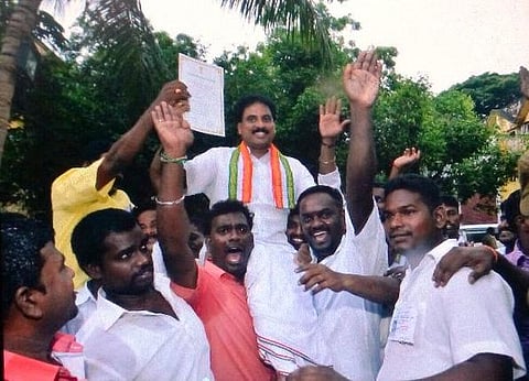 புதுச்சேரியில் காங்கிரஸ்-என்.ஆர்.காங்கிரஸ் தலா 6 தொகுதிகளில் வெற்றி