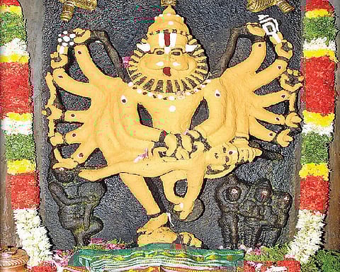 கலியுக வரதன் கருணையில் முதல்வன்﻿