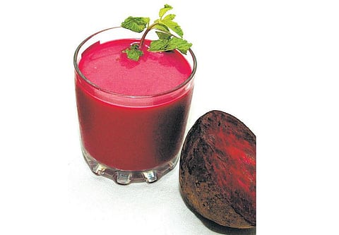 குழந்தைகளை குஷிப்படுத்தும் சாட் வகைகள்!﻿ - பீட்ரூட் மில்க் ஷேக்