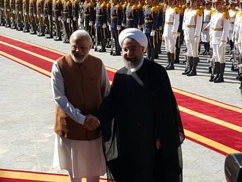 இந்தியா, ஈரான் இடையே 12 ஒப்பந்தங்கள்: பிரதமர் மோடி முன்னிலையில் கையெழுத்து