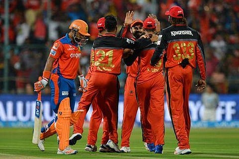 ஷார்ட் பிட்ச் பந்து அலர்ஜியில் ரெய்னா மீண்டும் அவுட்