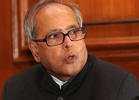 4 நாள் அரசுமுறை பயணமாக﻿ சீனா சென்றடைந்தார் பிரணாப் முகர்ஜி﻿: அதிபர் ஜி ஜின்பிங்குடன் நாளை பேச்சுவார்த்தை﻿