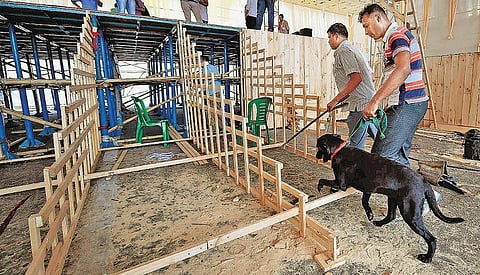 மேற்குவங்க முதல்வராக இன்று 2-வது முறையாக பதவியேற்கிறார் மம்தா﻿: நிதிஷ் குமார், அகிலேஷ் யாதவ், கேஜ்ரிவால் பங்கேற்பு﻿